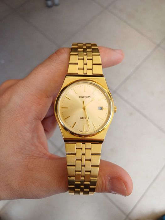 Класически Casio часовник унисекс
