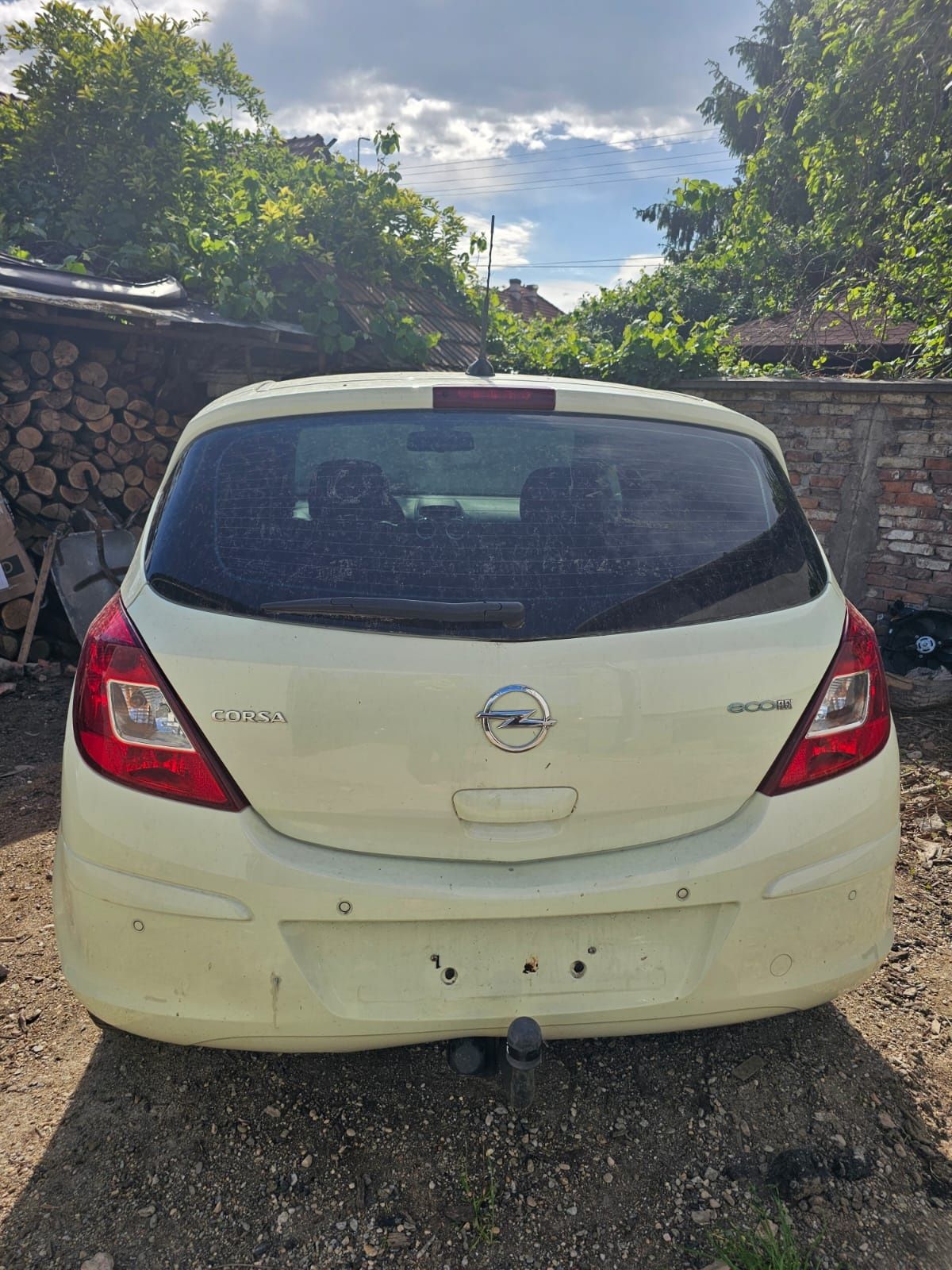 Opel corsa d 1.3 avariat 2011