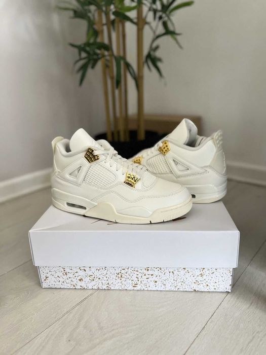 % 5LEI LIVRARE % Nike Air Jordan 4 Metalic Gold Editie Limitata