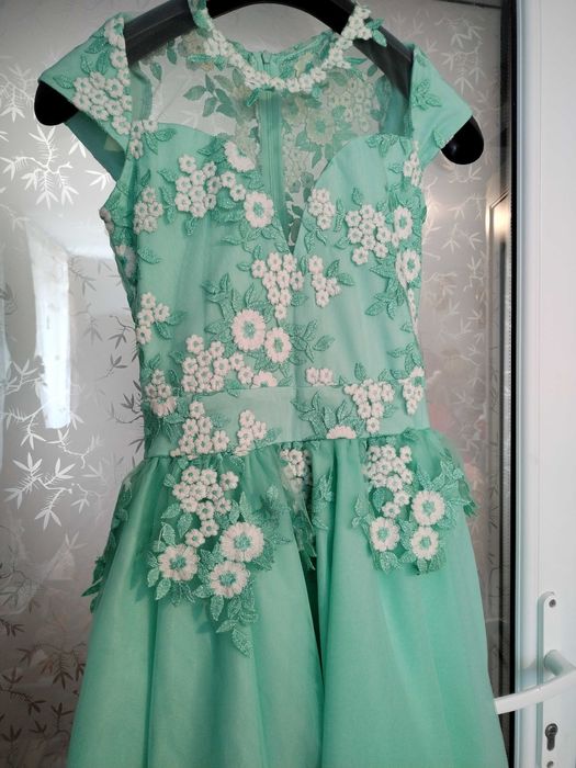 Rochie eleganta de evenimente