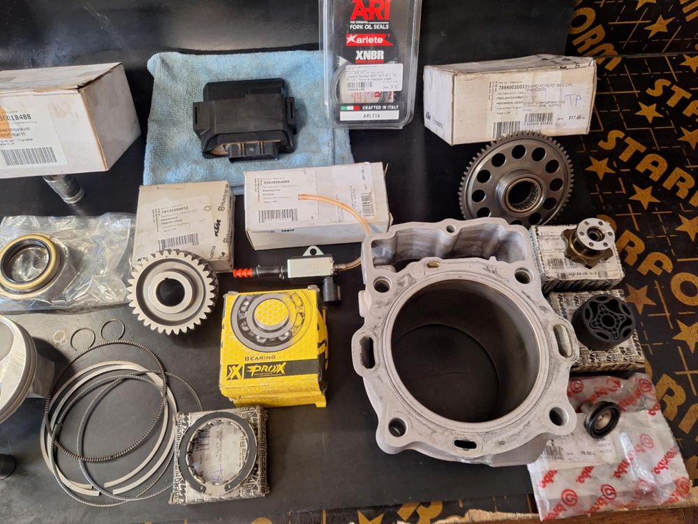 Части за мотори KTM / Husqvarna / Yamaha CDI цилиндър бутало  помпа