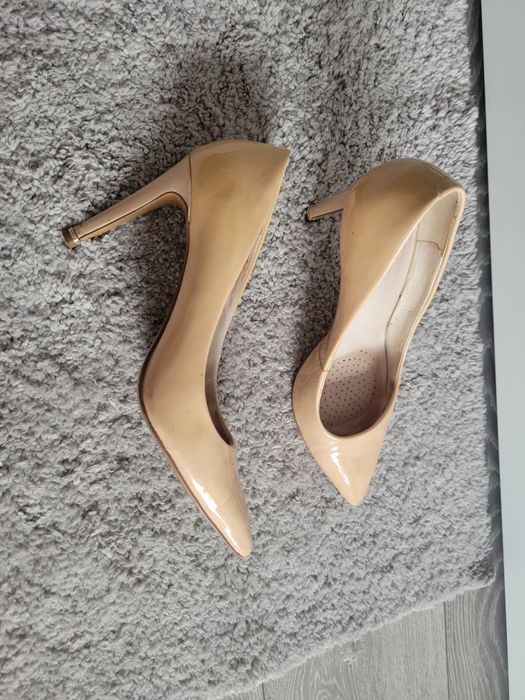 Kenneth Cole pantofi 38