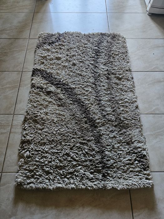 2 covoare medii. Se ridica din Craiova