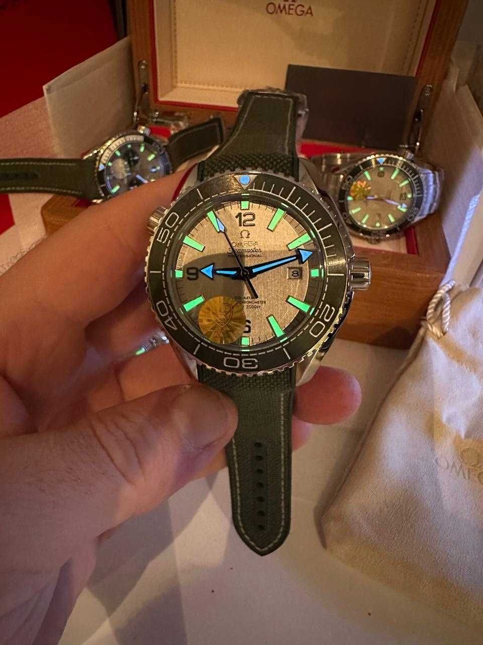 omega seamaster planetocean grey green