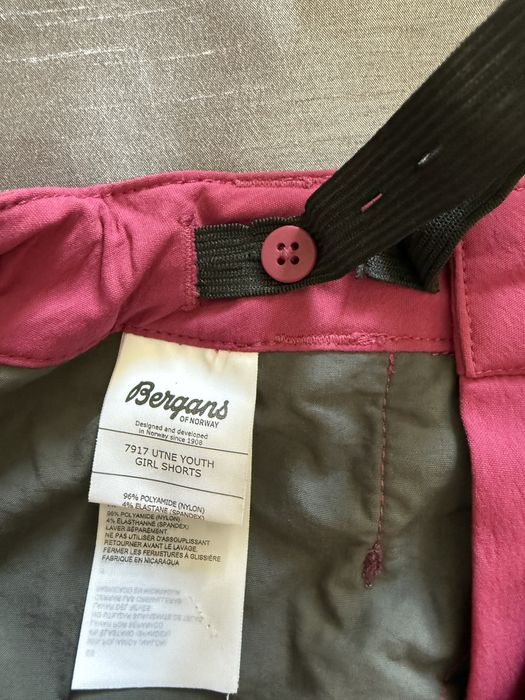 Детси къс панталон Bergans  Light Softshell Shorts