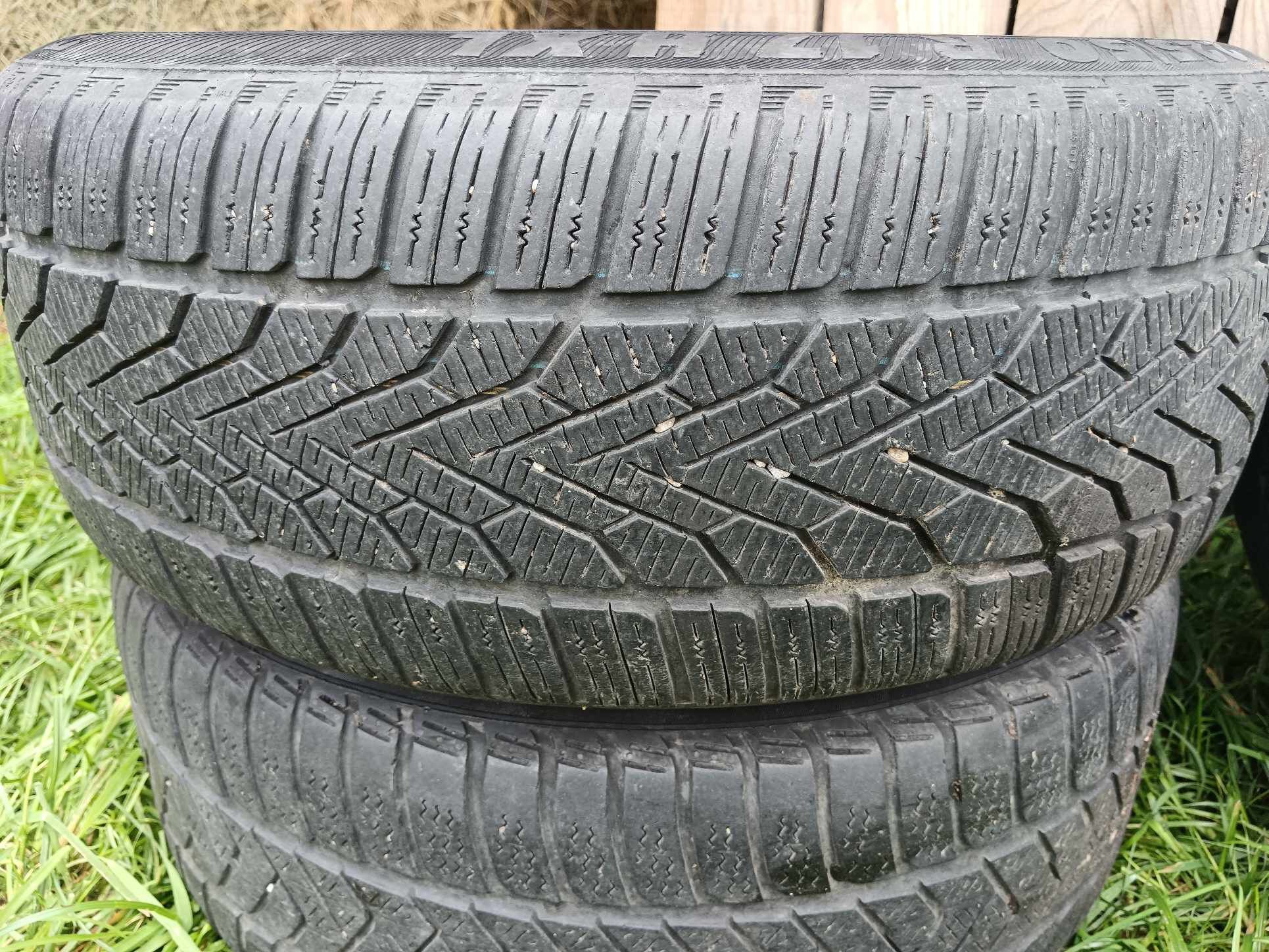 Jante aliaj  Mercedes cu anvelope de iarna Pirelli