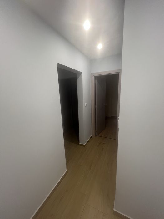 Дава се под наем Четиристаен апартамент в София, Лозенец - 83 кв.м за 765 € - Снимка #1