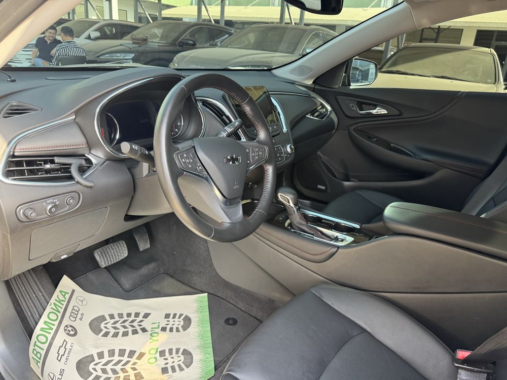 Chevrolet Malibu XL