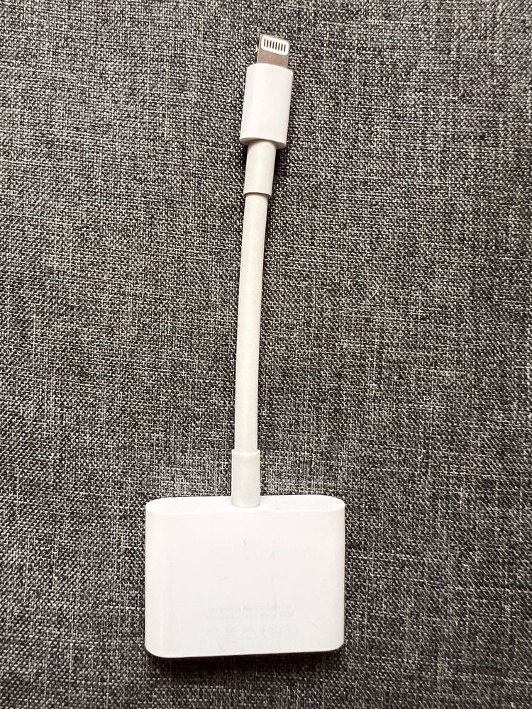 Apple Lightning to Digital AV Adapter ( HDMI )