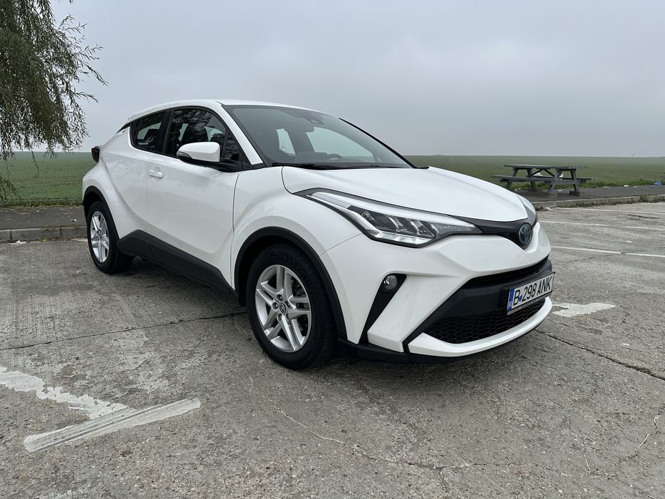 Toyota C-HR // 2022 // 1.8 Hybrid // led