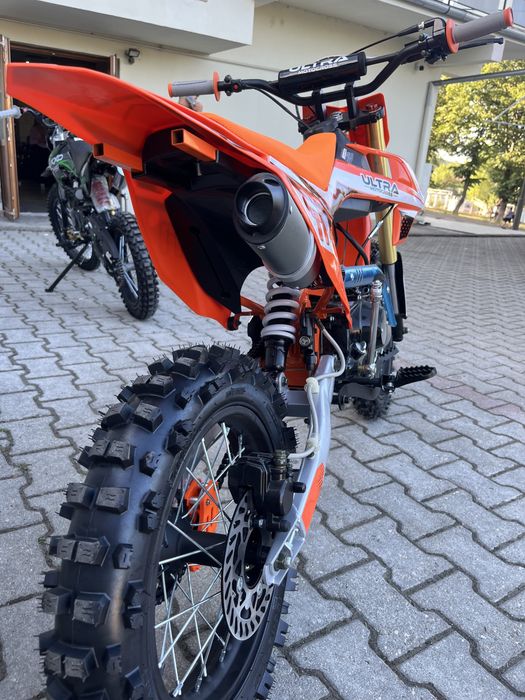 Cross 125cc ultra nou cu garantie si livrare in toata tara