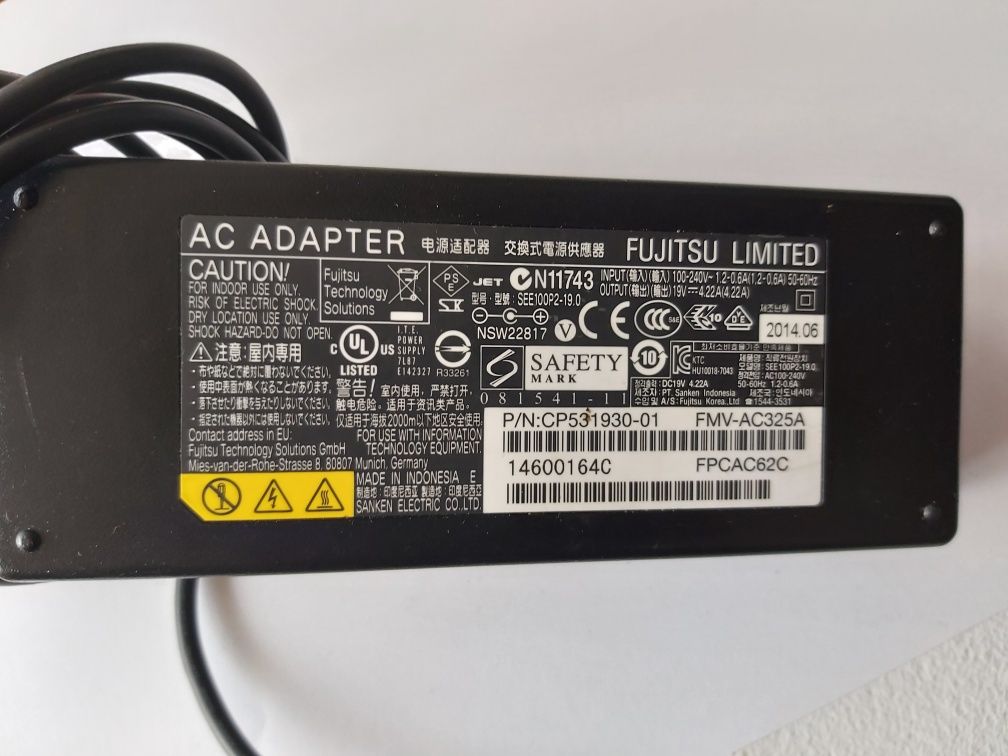 Incarcator Fujitsu (AC ADAPTER) 19V 4.22A