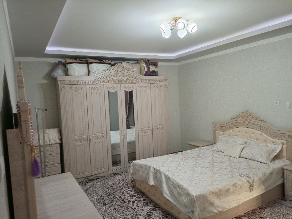 Срочно ховли сотилади