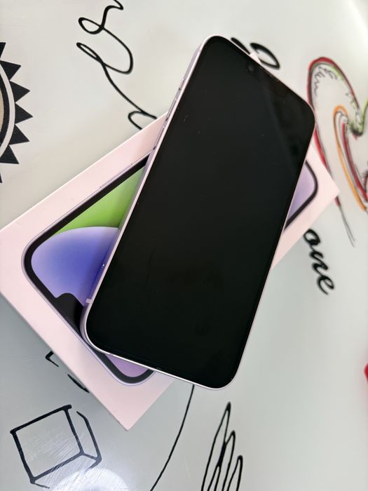 Iphone 14. Baterie 88%