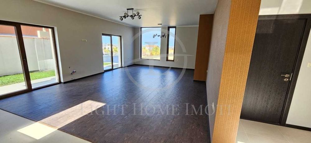 Реф. 3055 Двуетажна къща с. Белащица