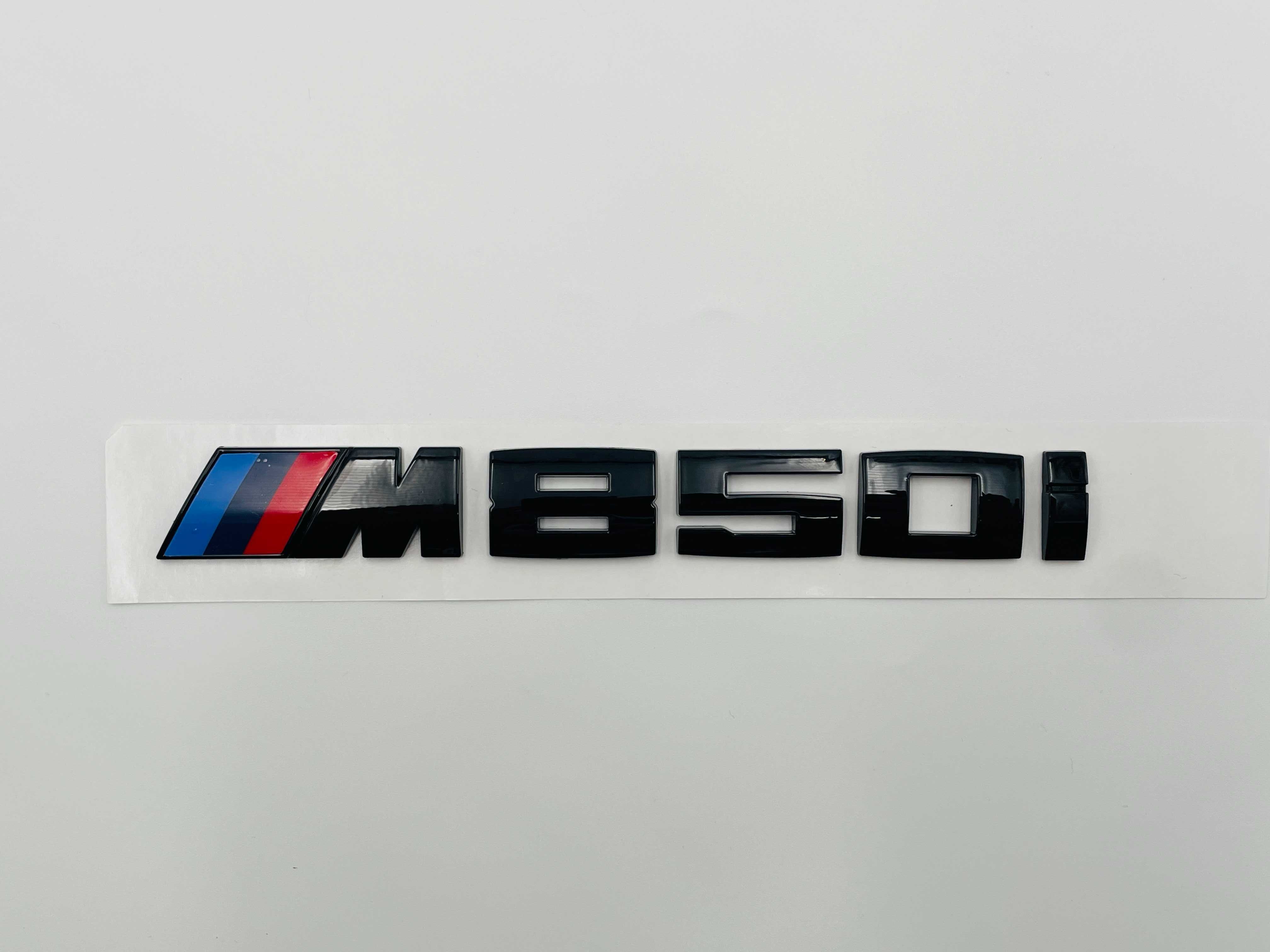 Emblema compatibila BMW M negru