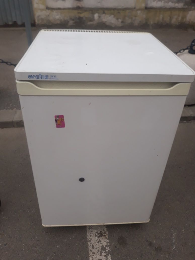 Frigider Arctic zanussi congelator 6 sertare