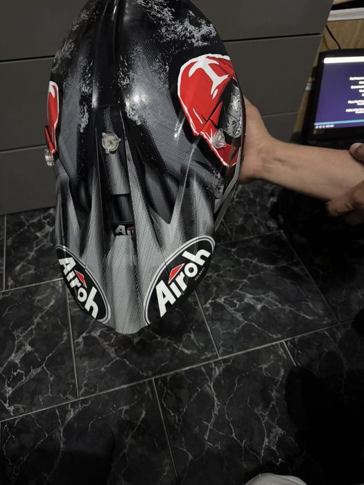кросова каска airoh