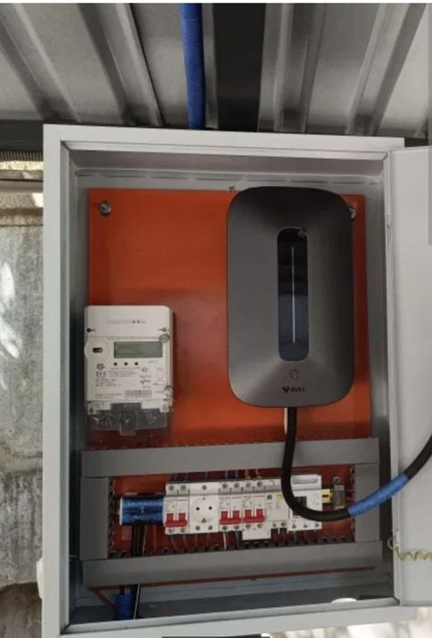 Установка зарядное устройство для Электромобилей