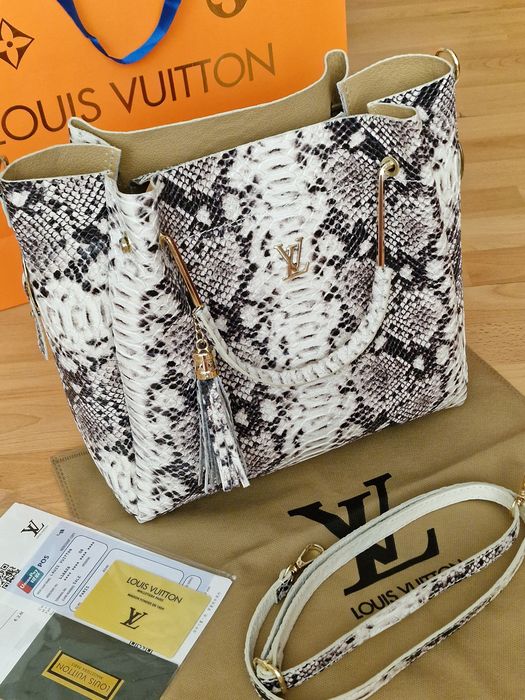 Geanta piele naturala model croco,logo metalic auriu,factura,card,sacu