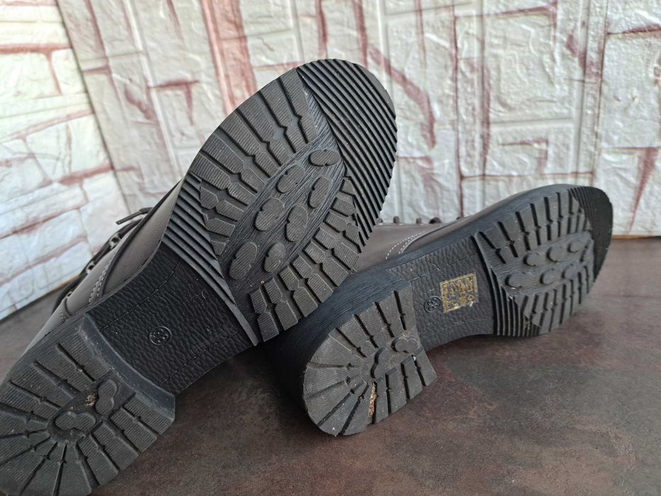 дамски ботуши,зимни обувки,боти,кубинки номер38