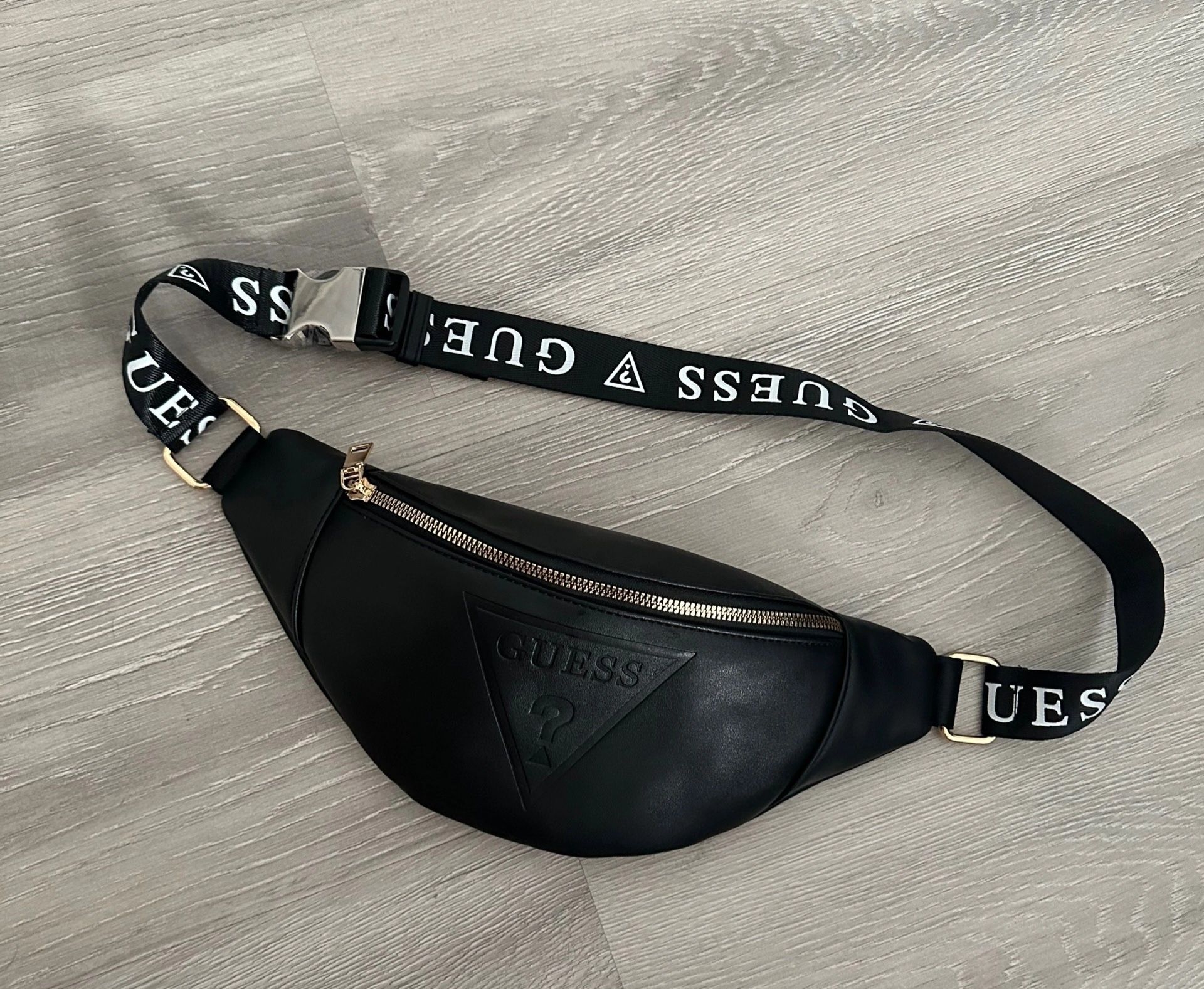 Guess сумка бананка