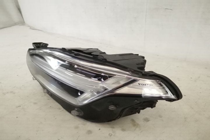 Far Stanga Original Led Avariat Volvo XC90 2 [facelift] [2019 - 2020]