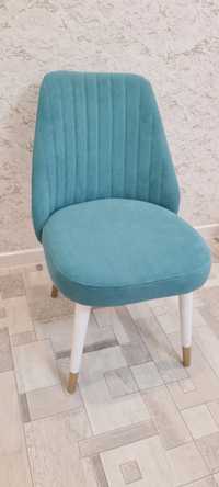 Мягкие стулья, бирюзового цвета