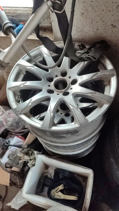 Продам Титаник  на Мерседес .Ауди