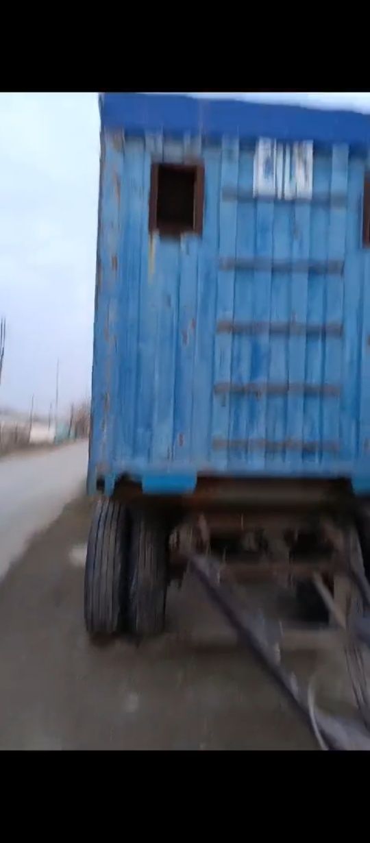 мощный прицеп в идеальном состоянии
