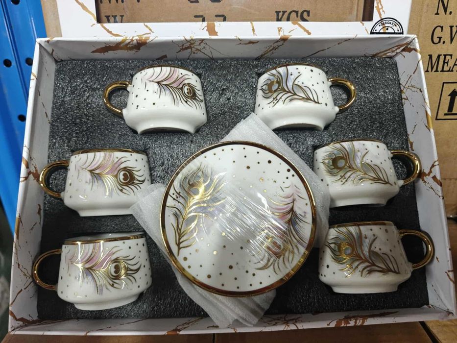 Луксозен сервиз за кафе