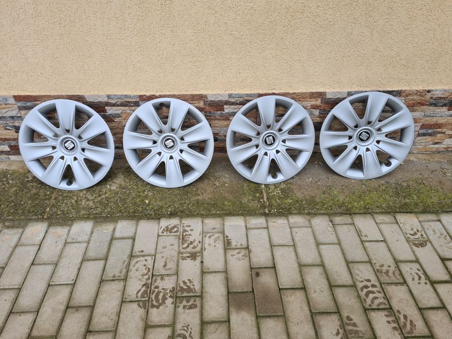 Vand capace seat R16