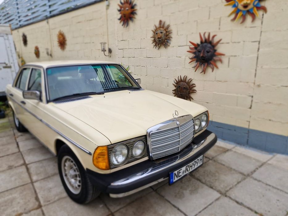 Mercedes Benz 240 D