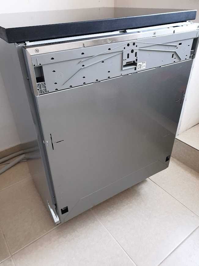 Miele - Auto Open - QuickPowerWash - Съдомиялна - Пълно Вграждане 60см