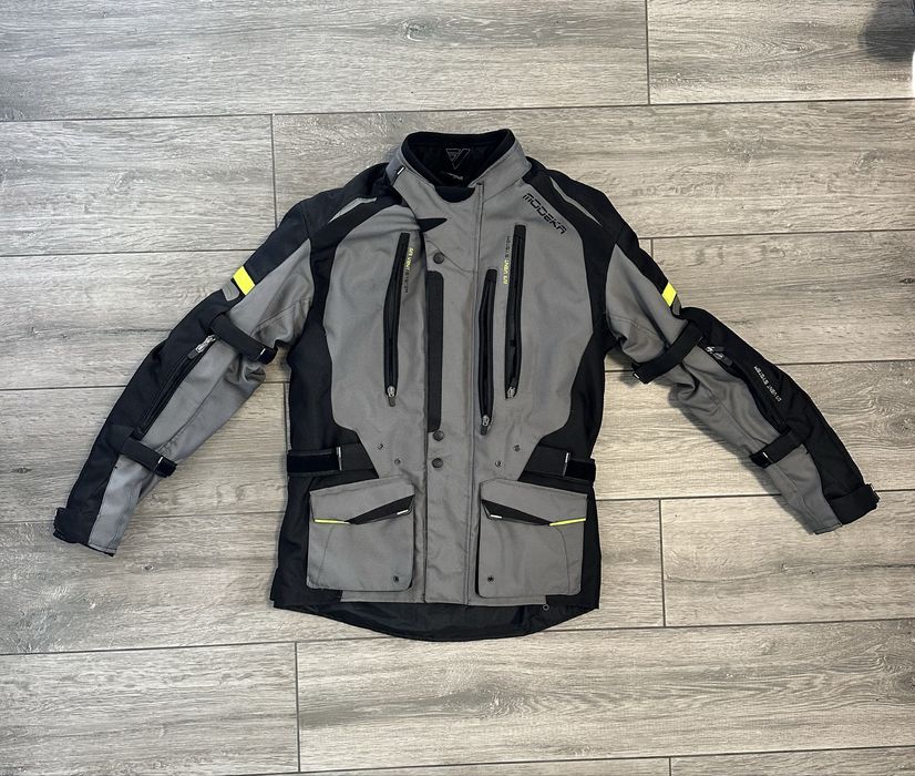 Costum moto Modeka