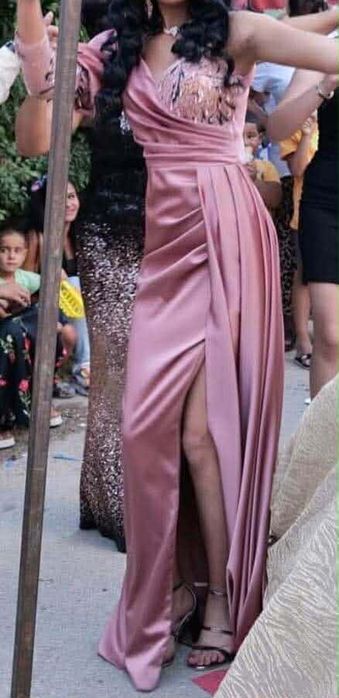 Рокля мода…………..