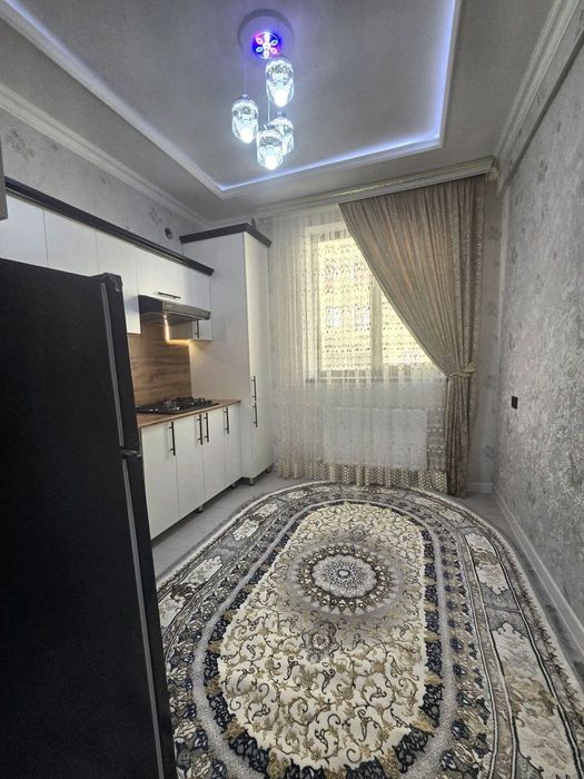 Латтико олдида жойлашган 2 хонали