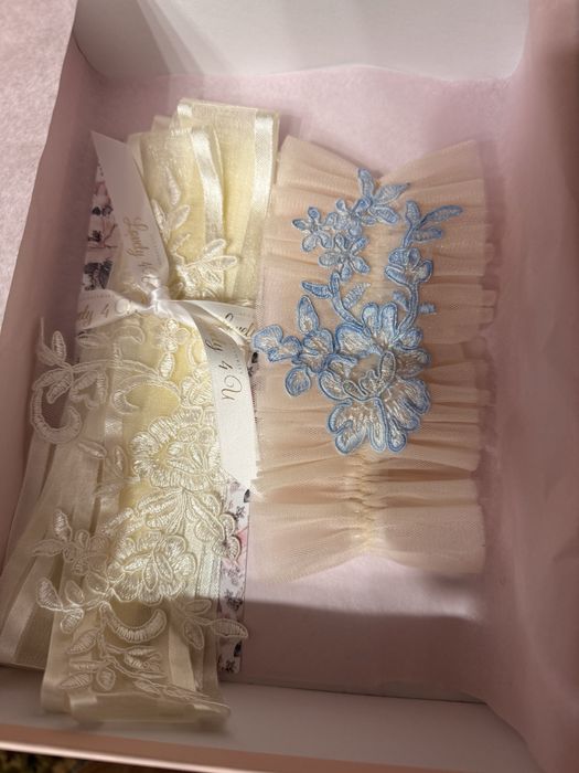 Set esarfa si portjartier dezgatit mireasa