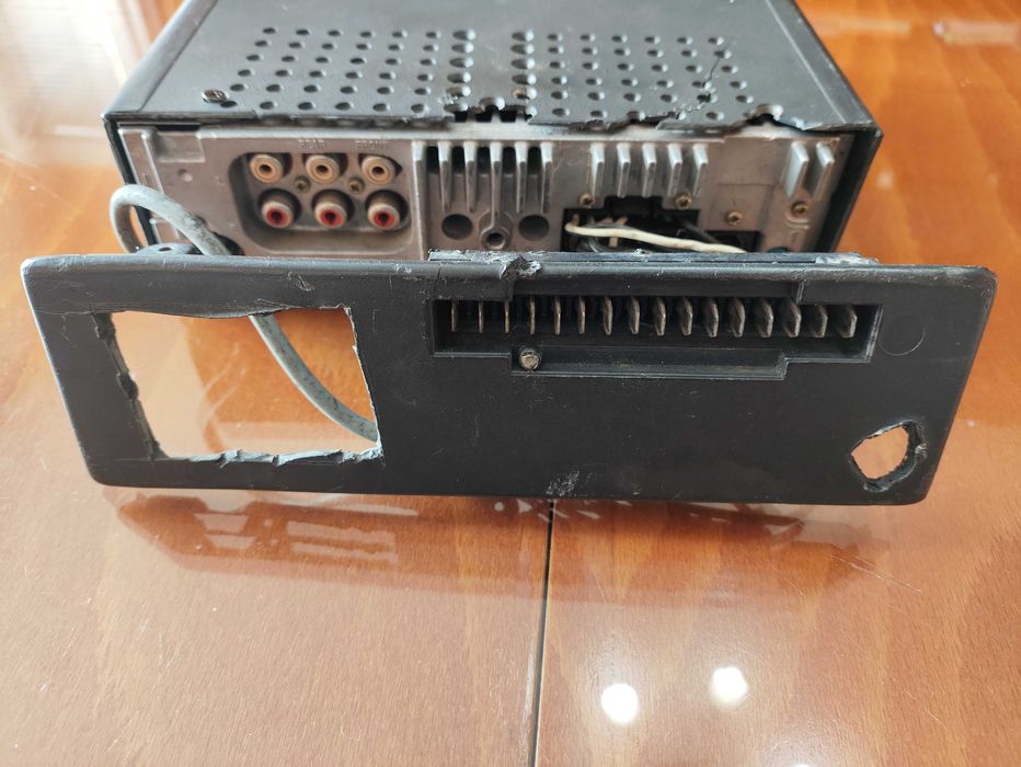 Радио Sony XR-C7200