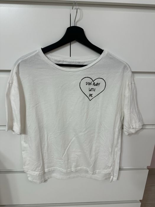 Тениски модерни с къс ръкав