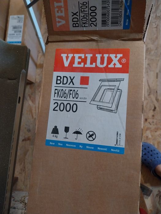 REDUCERE!! Kit izolare termica Velux BDX 2000 (66/118 cm)