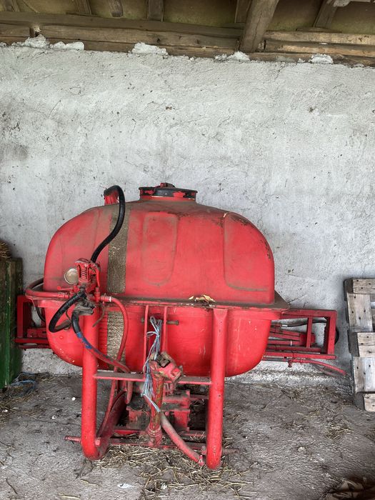 Навесна пръскачка