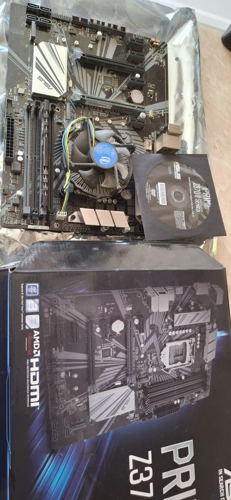 Дъно asus със i7.8700