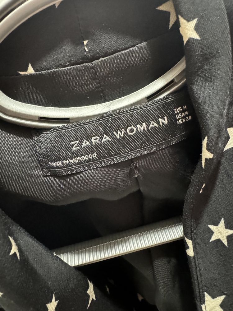 Черно дамско сако Zara и H&M