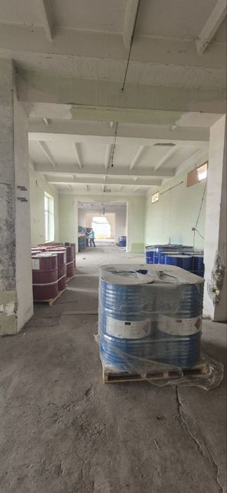 36 сотих нотурар бино сотилади