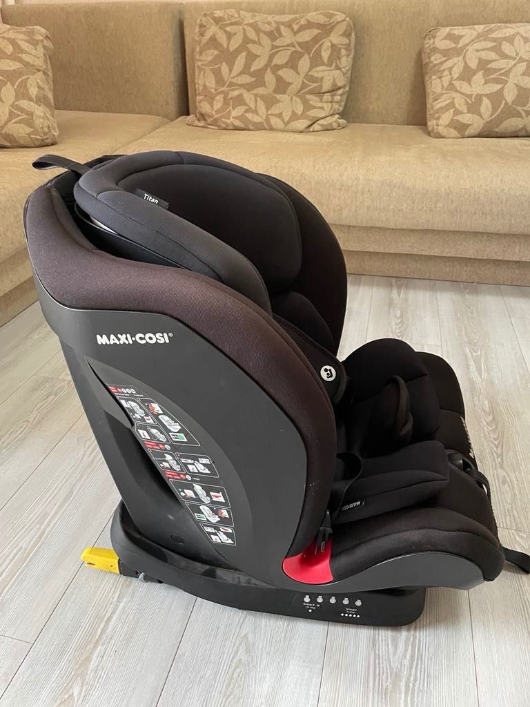 Стол за кола Maxi-Cosi Titan 9-36 кг