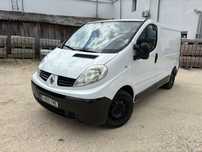 Renault Trafic 2.0 dCi — Ideal pentru transport marfă / firmă