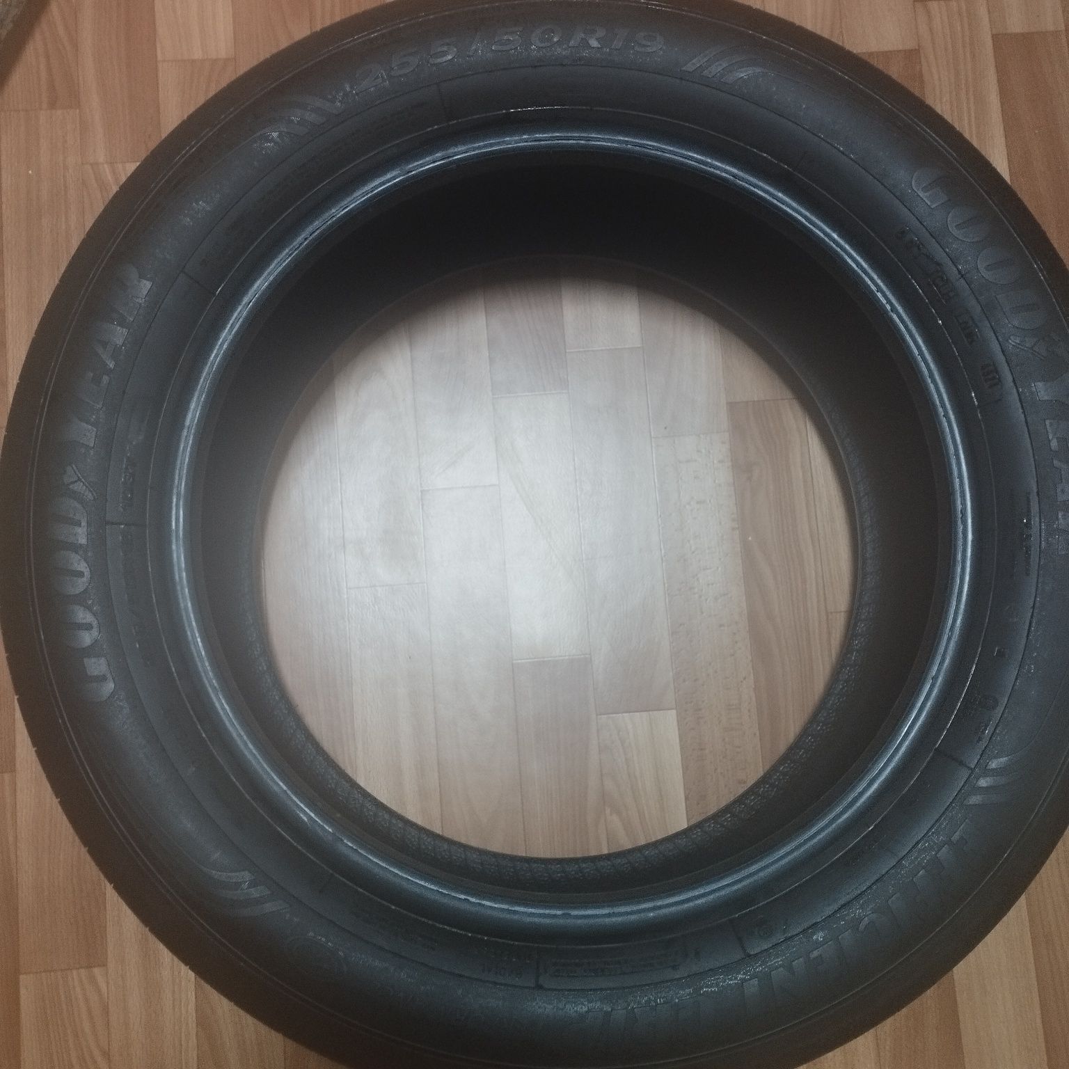 Продам летние шины.