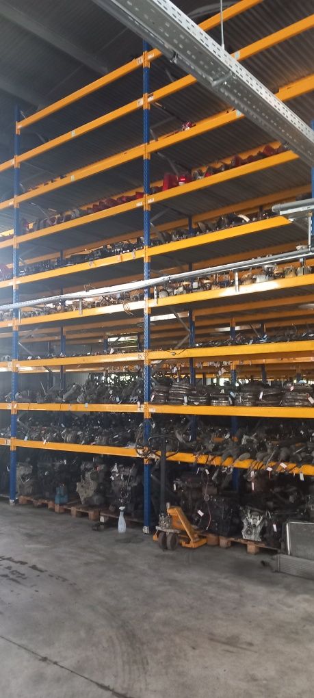 Rafturi metalice 654x777
