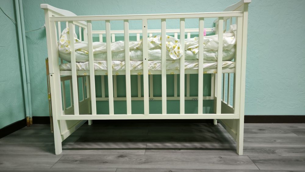 Детская кроватка приставная